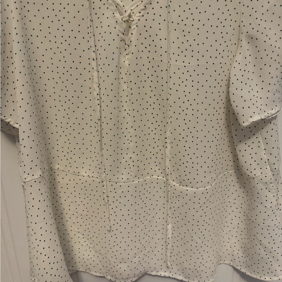 Off White Blouse with Black Polka Dots by Banana Republic- Size Medium - Picture 4 of 6